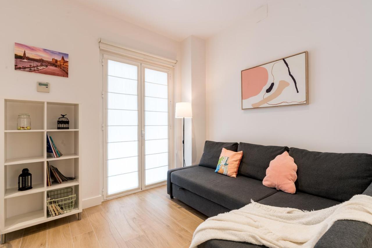 Santa Barbara Central Suites, Sevilla Экстерьер фото