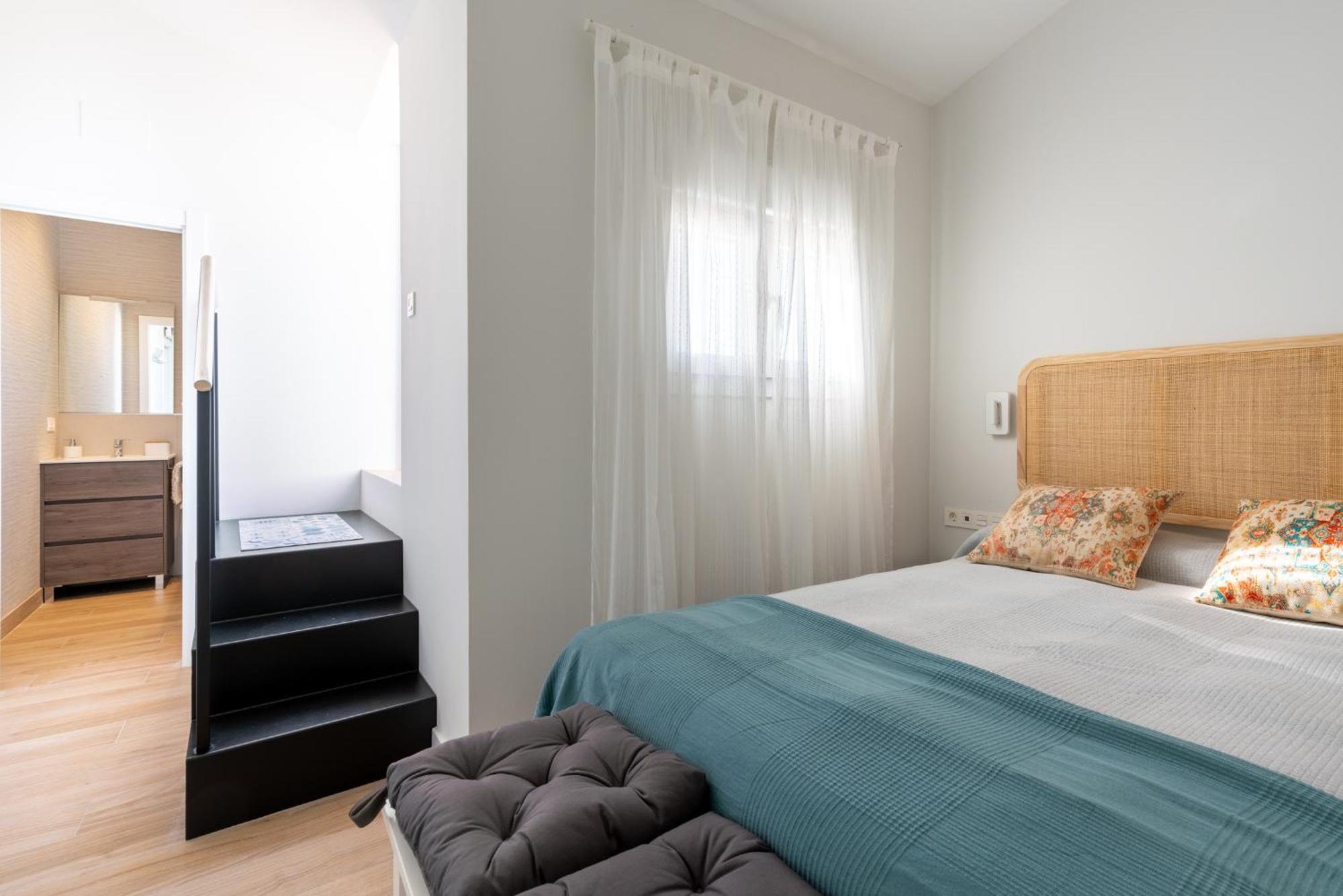 Santa Barbara Central Suites, Sevilla Экстерьер фото